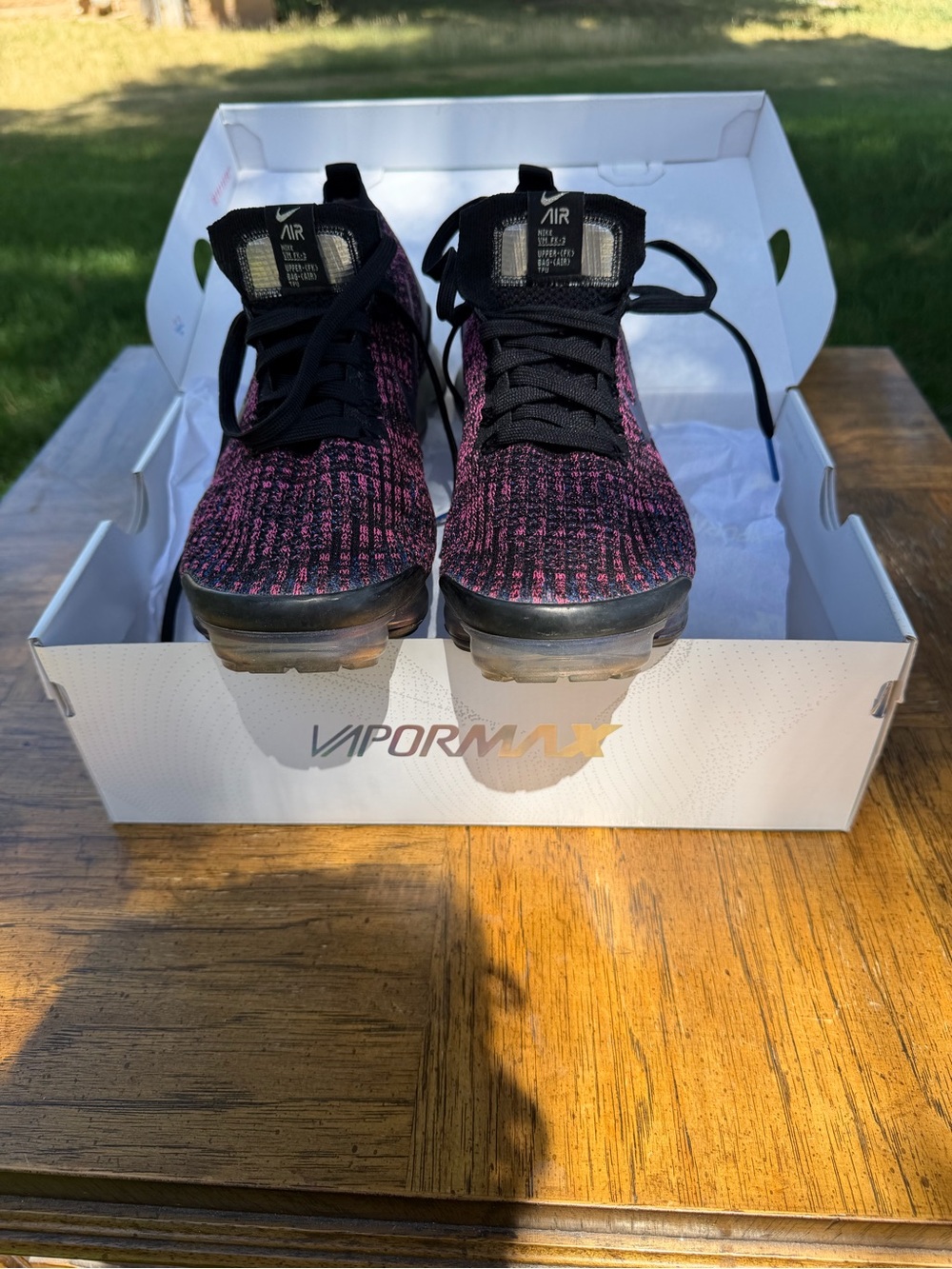 Nike Air Vapormax Flyknit 3 Fuchsia Purple Black Shoes AJ6910 003 Women's size 9